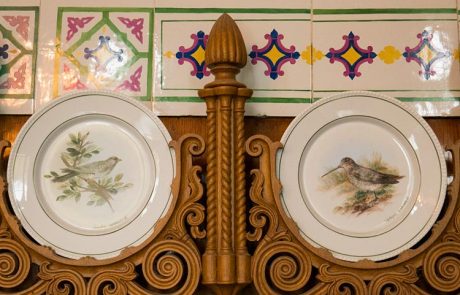 Wandteller aus Porzellan
